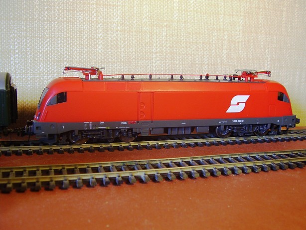 Modelová železnice  Taurus 1016